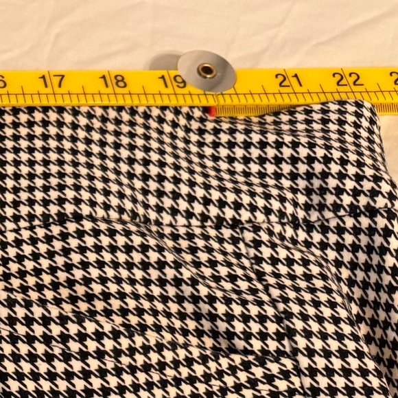 Studio by Torrid Houndstooth Trouser Boot Pants – Size 28R - Picture 7 of 13